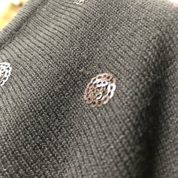 Saks Fifth Avenue sweater with decoration size M - Picture 5 of 5